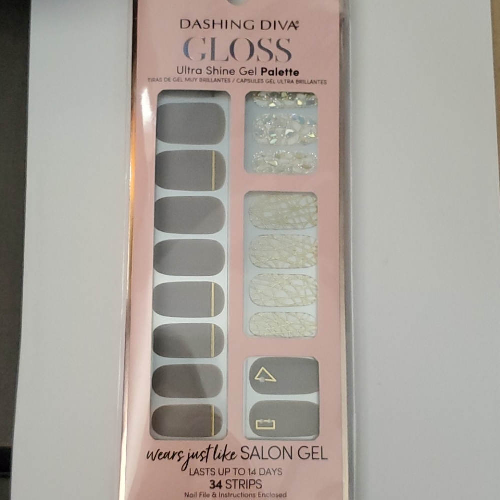 Dashing Diva Gloss All Lined Up Gel Nail Strips